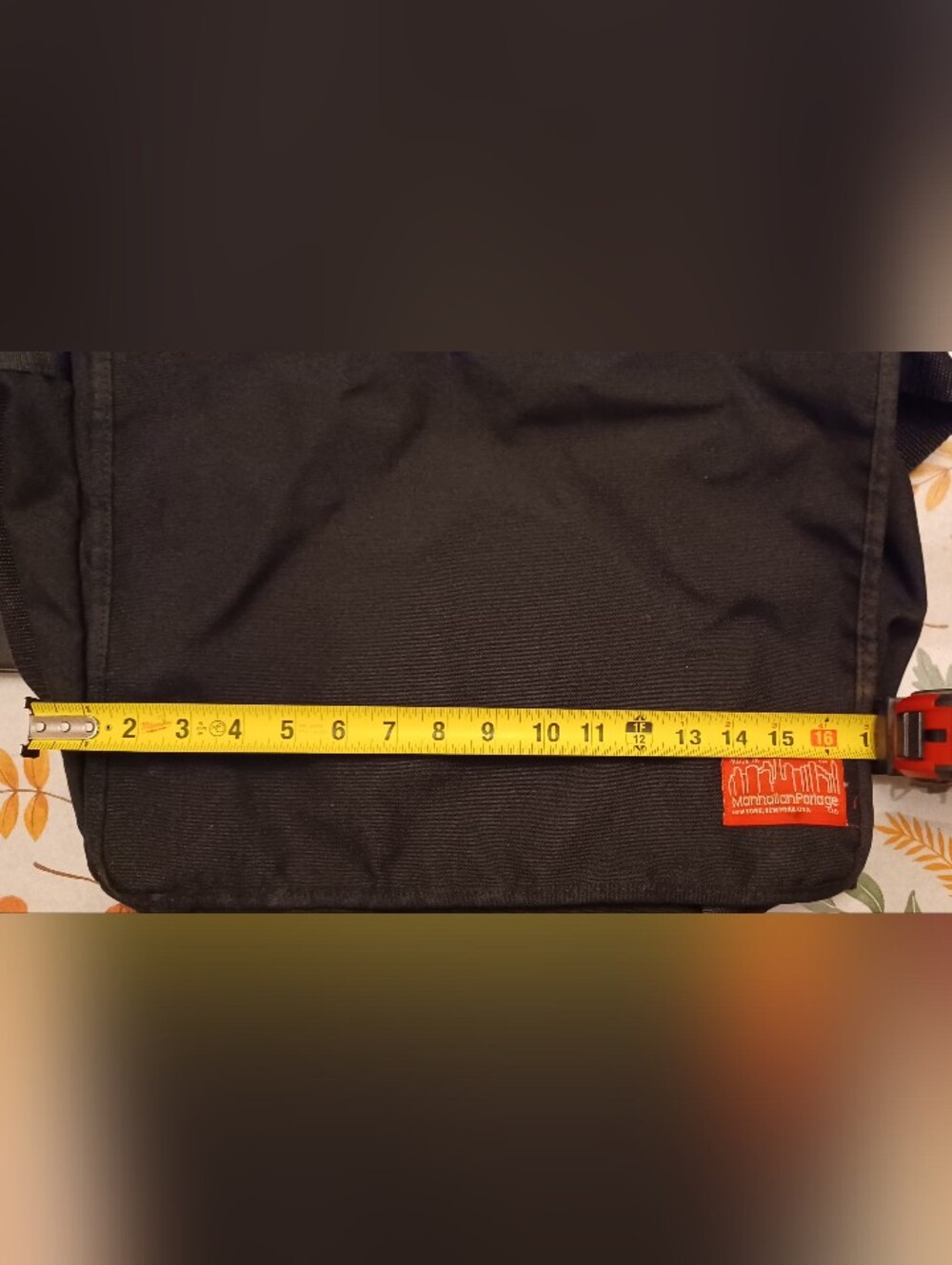 Manhattan Portage Black Messenger Bag - Picture 10 of 12